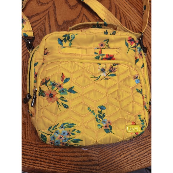Lug Ranger Bouquet Yellow Floral Quilted Crossbody Purse Bag - EUC - Picture 4 of 10